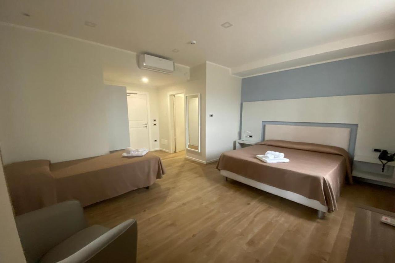 La Porta Del Sole Hotel & Village San Ferdinando Kültér fotó